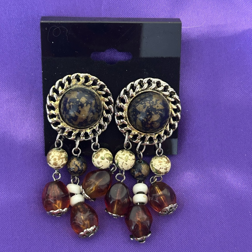 VTG Elegant Gold and Brown Dangle Earrings
Boho Style
